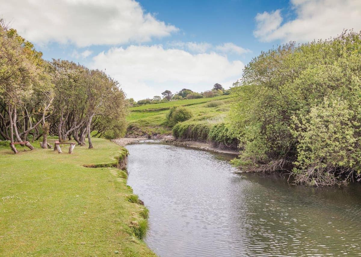Seadown Park Hotell Charmouth Exteriör bild